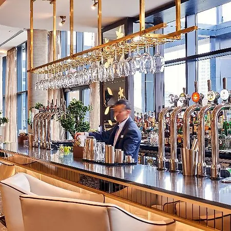 Hotel Park Regis