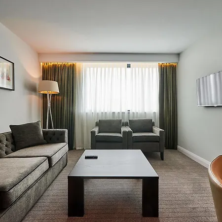 Park Regis 4*