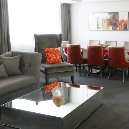 Hotel Park Regis 4*