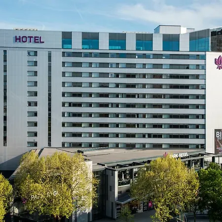 Park Regis Hotel